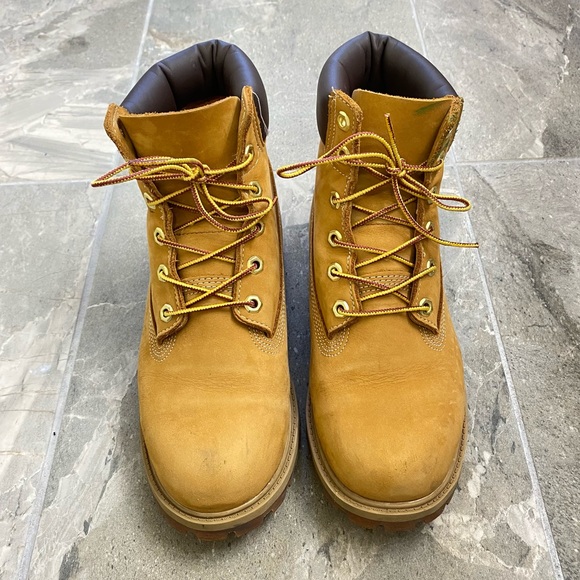 Timberland Classic 6” Boots Men’s Size 6.5 - Picture 2 of 9